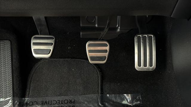 2026 Honda Civic - $32,000