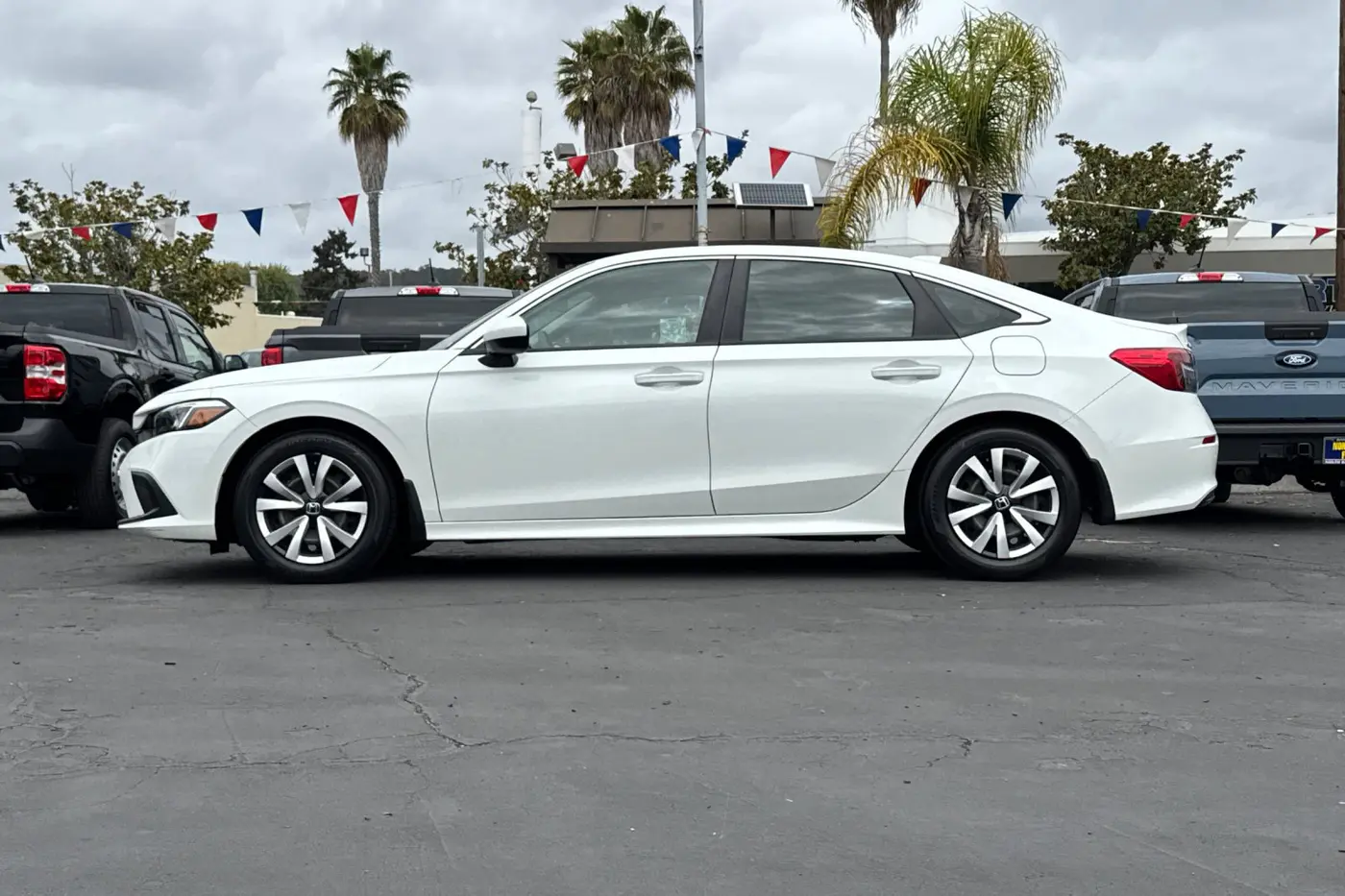 2023 Honda Civic - $23,000