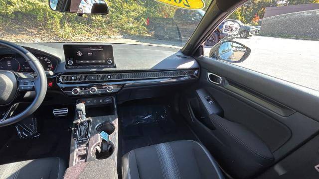 2025 Honda Civic - $31,000