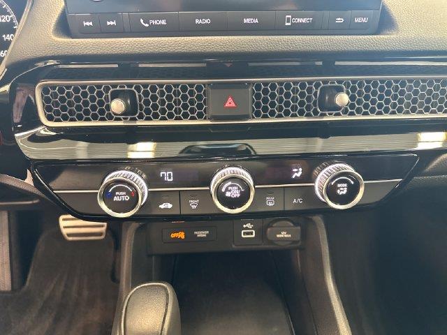 2022 Honda Civic - $22,000