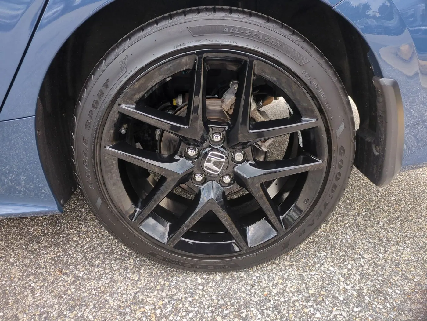 2025 Honda Civic - $25,990