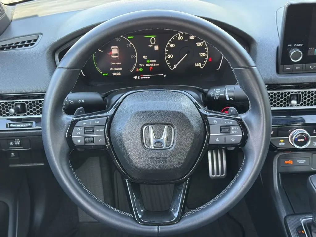 2025 Honda Civic - $28,500