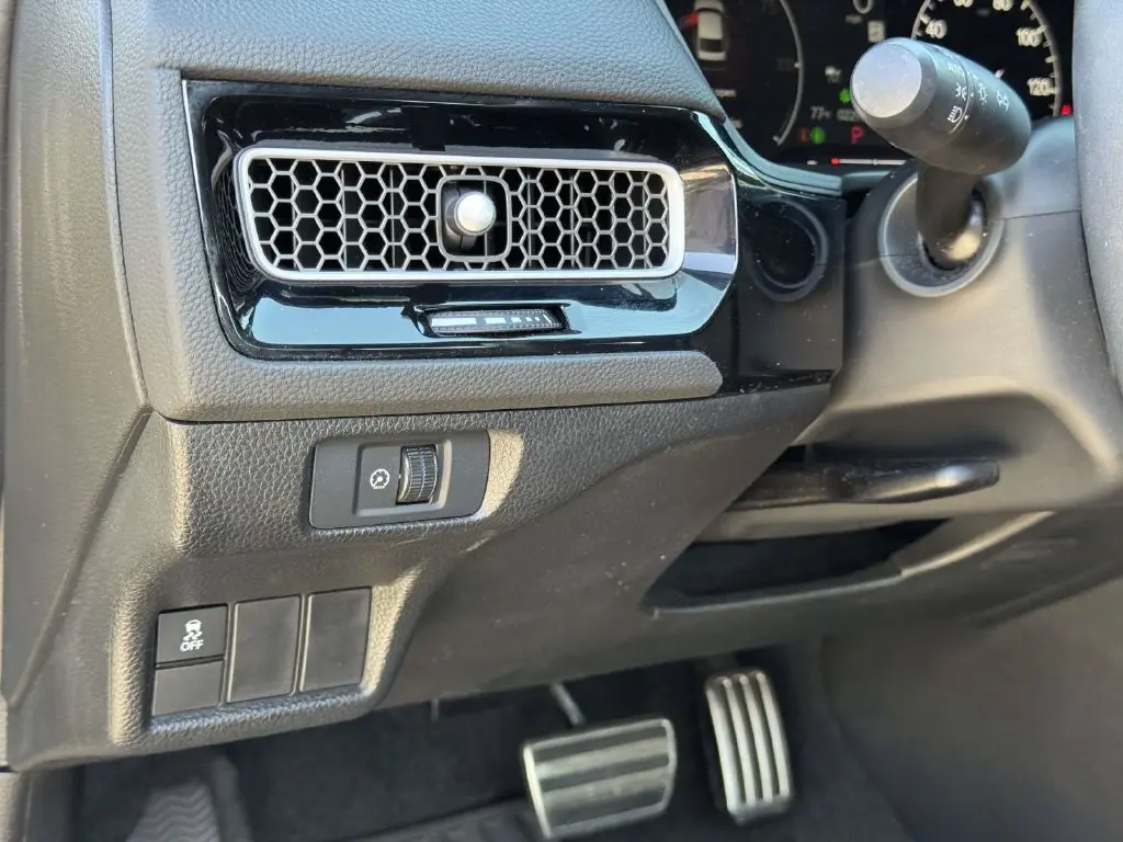 2025 Honda Civic - $28,500