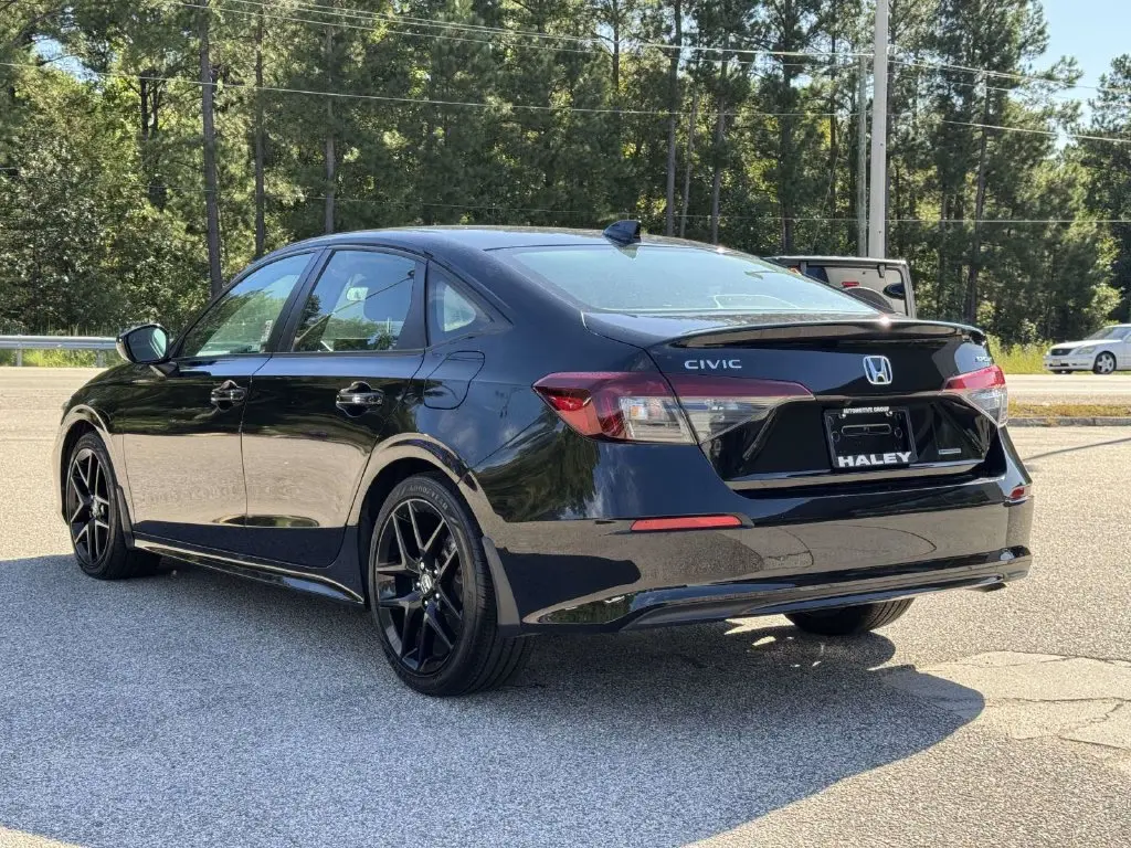 2025 Honda Civic - $28,500