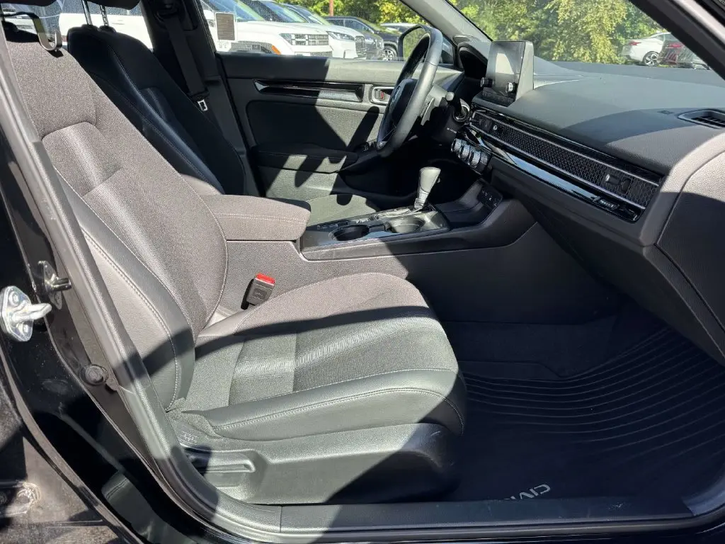 2025 Honda Civic - $27,998