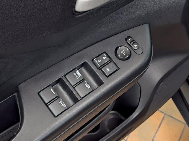 2016 Honda CR-V - $13,000