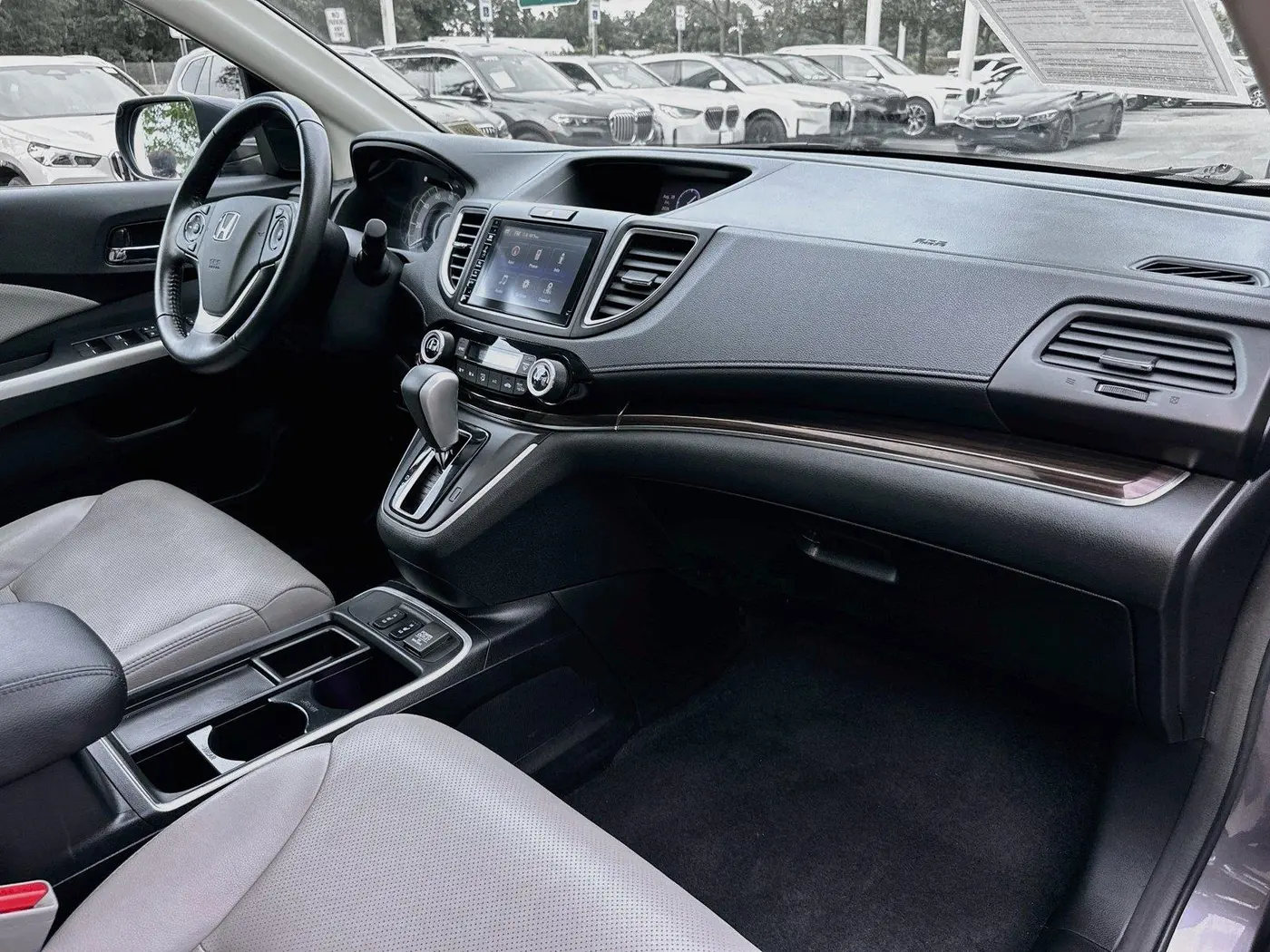 2015 Honda CR-V - $19,500