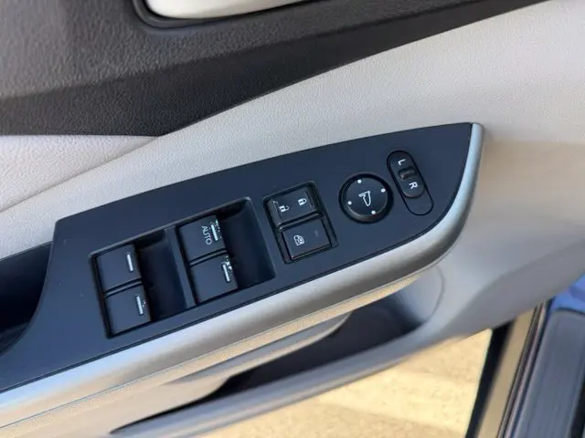 2013 Honda CR-V - $17,597