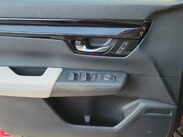 2025 Honda CR-V - $28,990