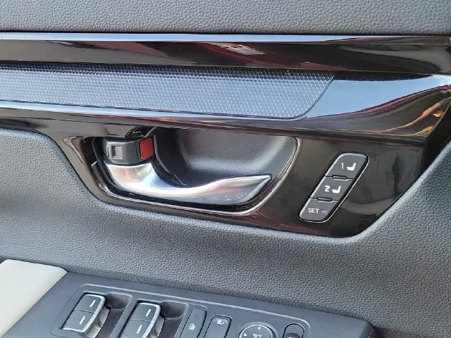 2025 Honda CR-V - $28,990