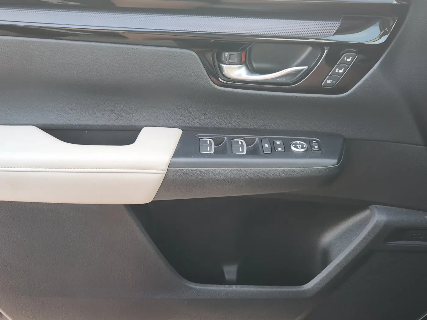 2025 Honda CR-V - $30,000