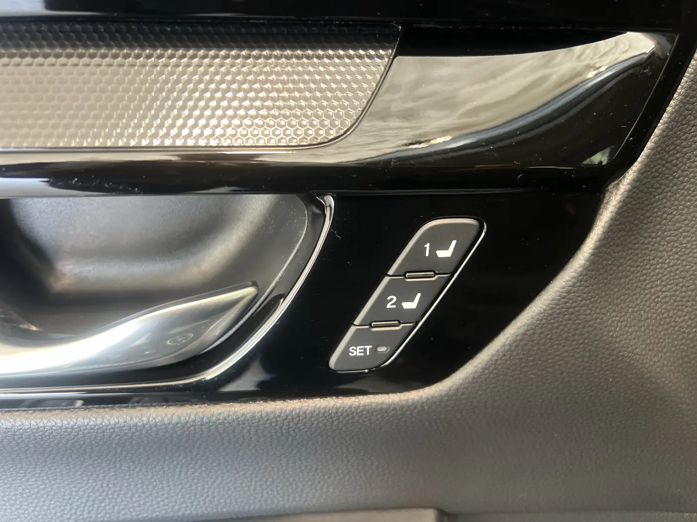2025 Honda CR-V - $35,780
