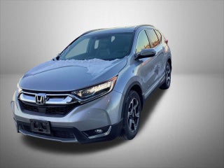 2017 Honda CR-V with Lunar Silver Metallic Exterior