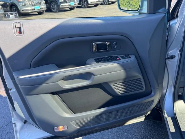 2007 Honda Pilot - $9,997