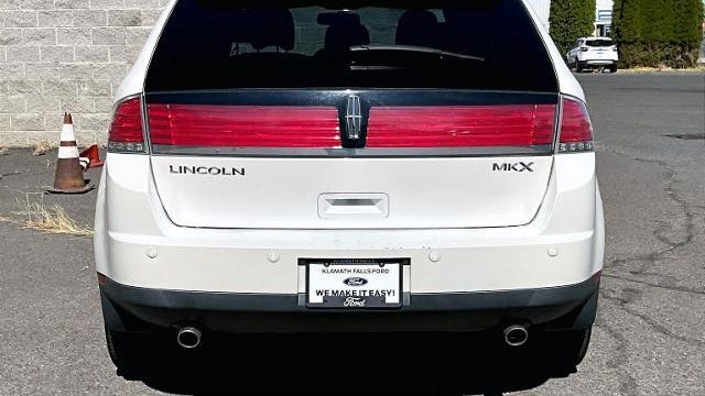 2010 Lincoln MKX Base