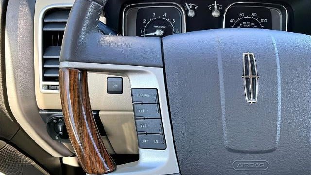 2010 Lincoln MKX Base