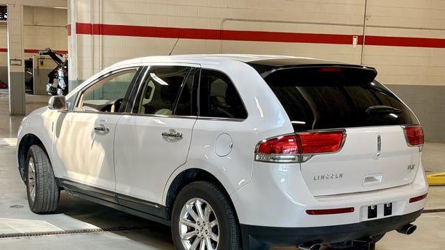 2015 Lincoln MKX Base