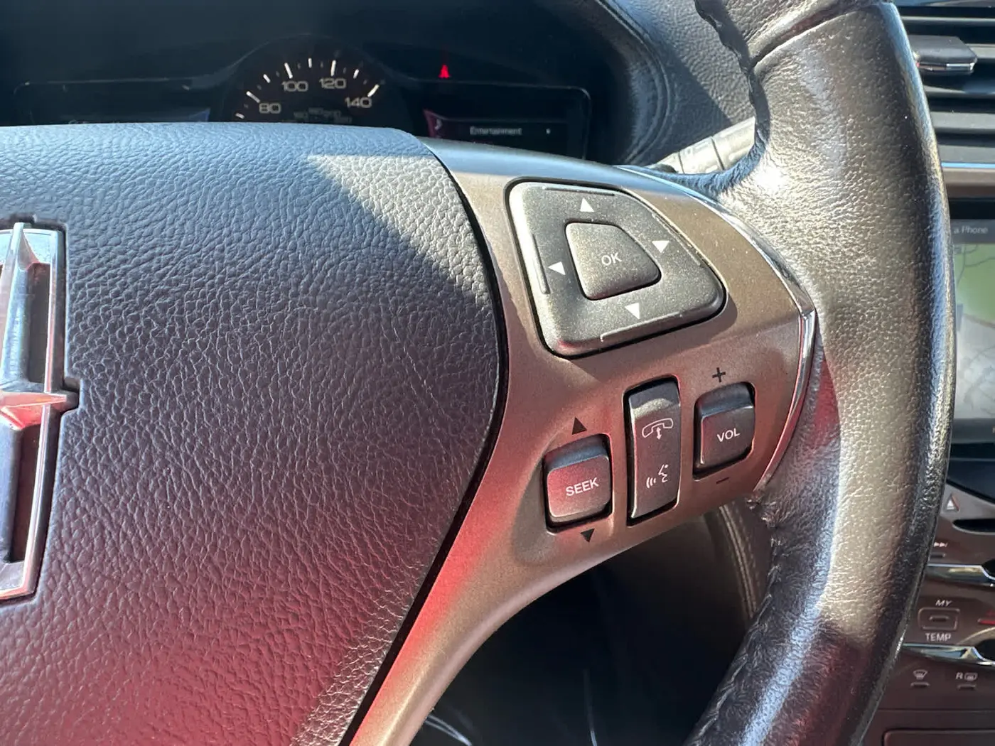 2013 Lincoln MKX - $8,990