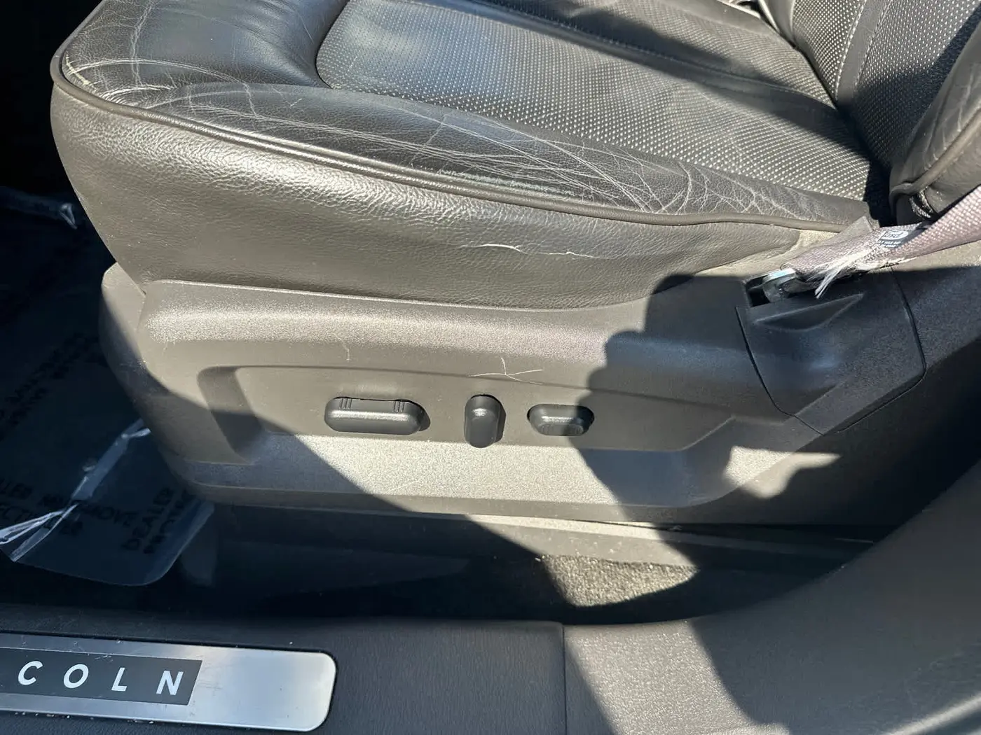 2013 Lincoln MKX - $8,990