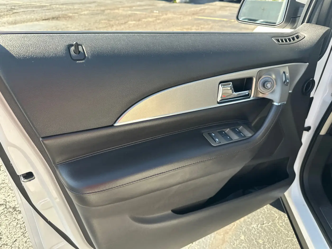 2013 Lincoln MKX - $8,990