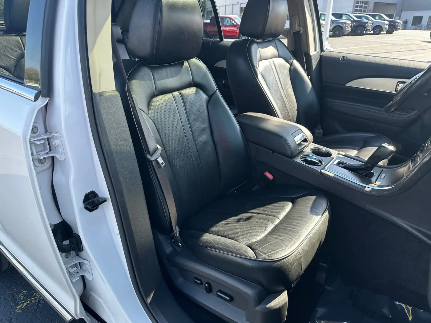 2013 Lincoln MKX - $8,990