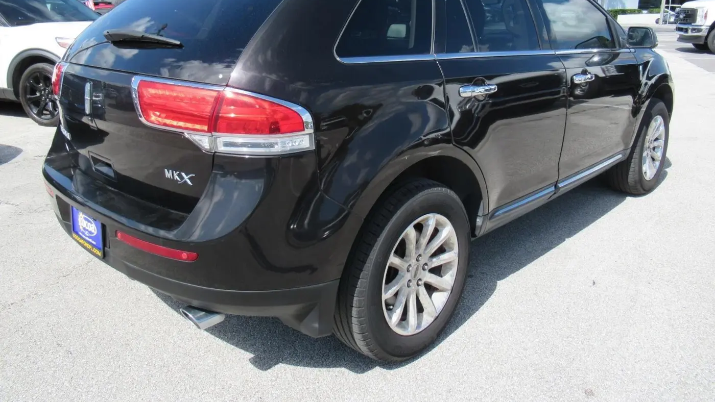 2013 Lincoln MKX Base