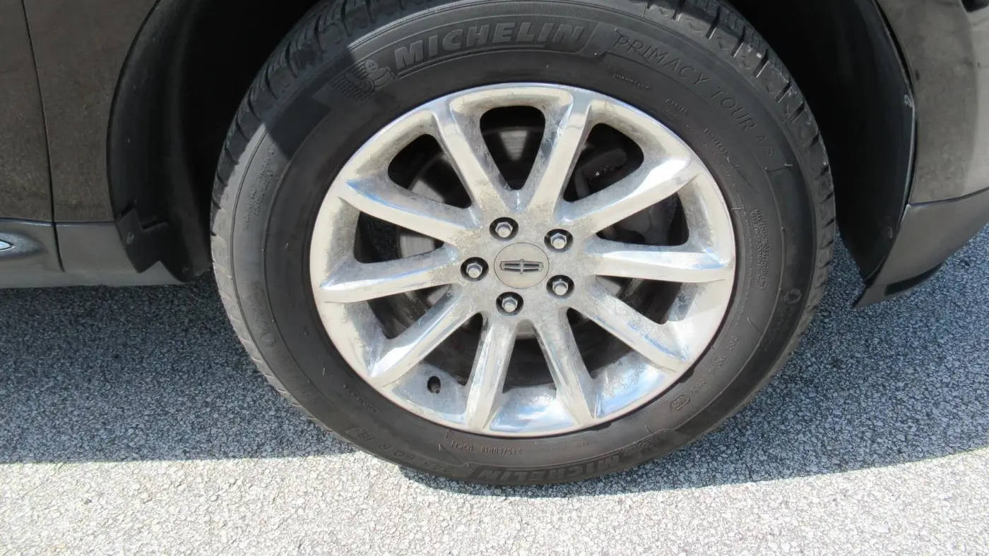 2013 Lincoln MKX Base