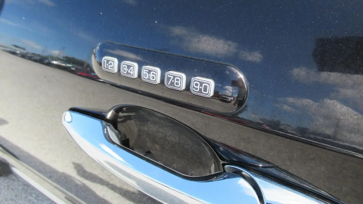 2013 Lincoln MKX Base