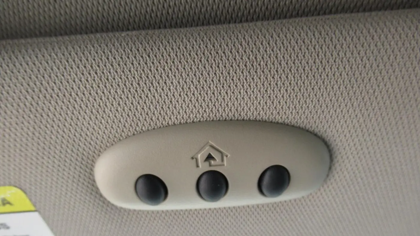 2013 Lincoln MKX Base