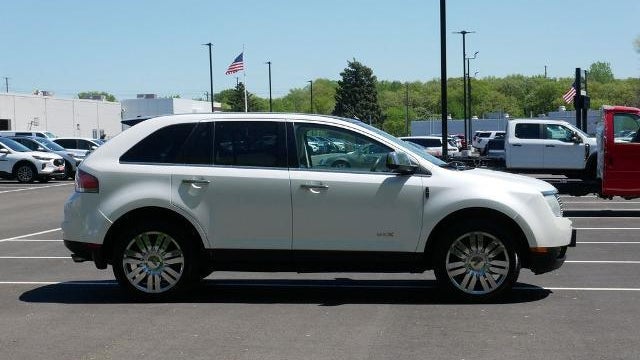 2010 Lincoln MKX Base