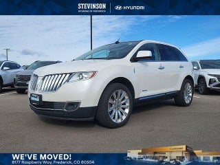 2011 Lincoln MKX with White Platinum Metallic Tri-Coat Exterior