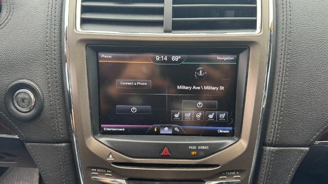 2013 Lincoln MKX Base