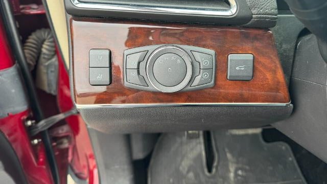 2013 Lincoln MKX Base