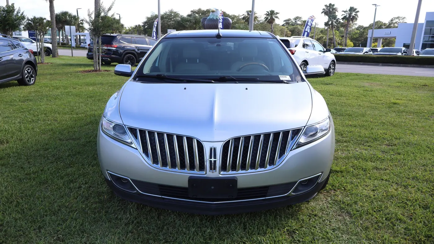 2013 Lincoln MKX Base