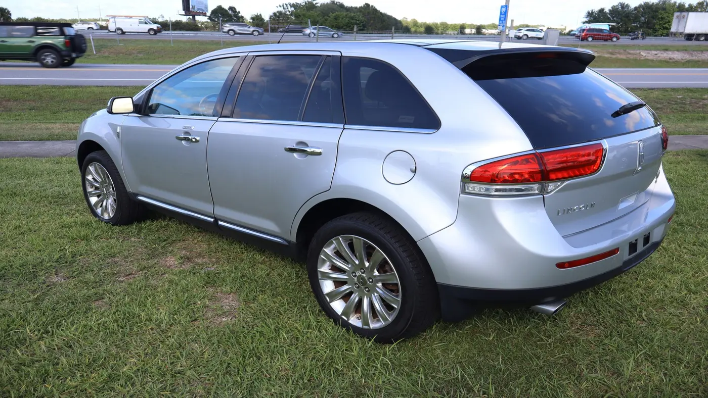2013 Lincoln MKX Base