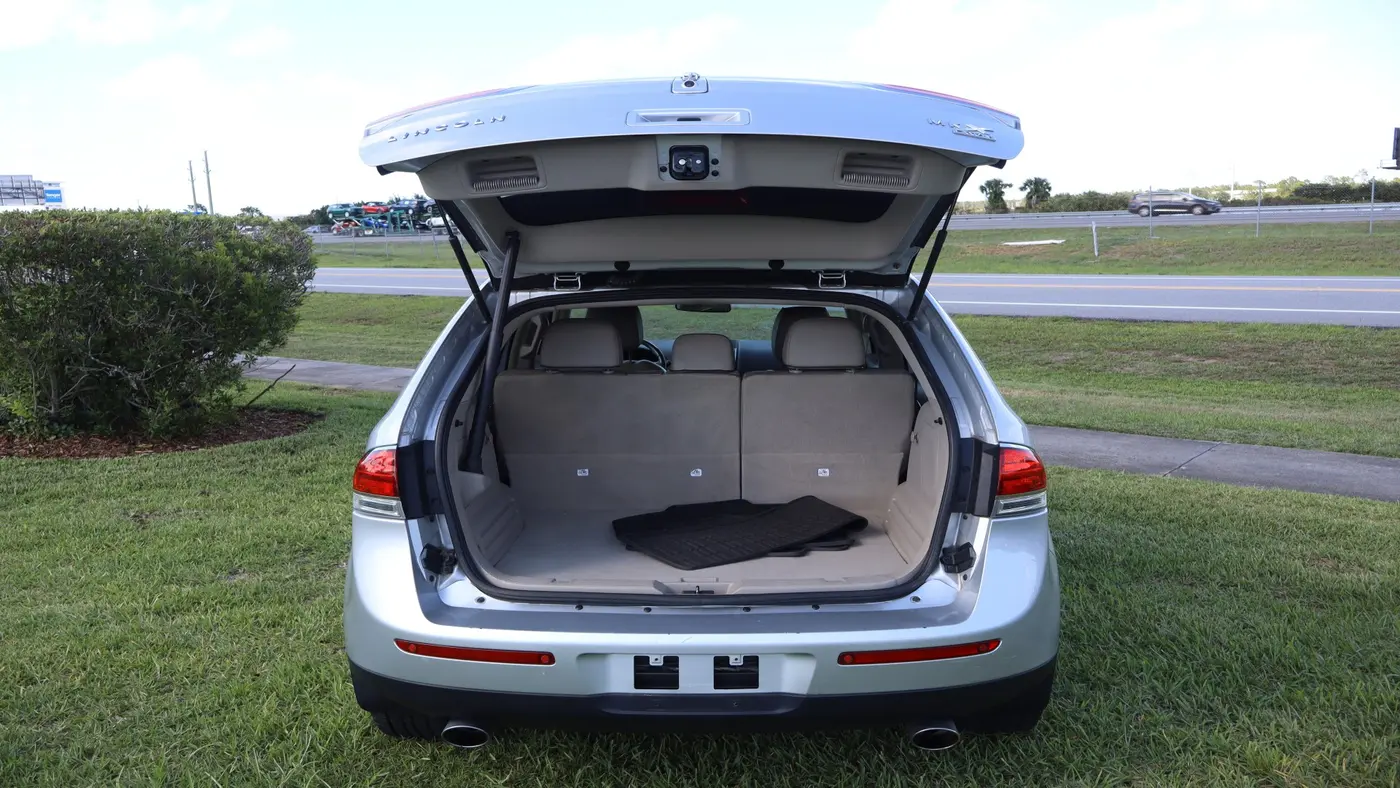 2013 Lincoln MKX Base