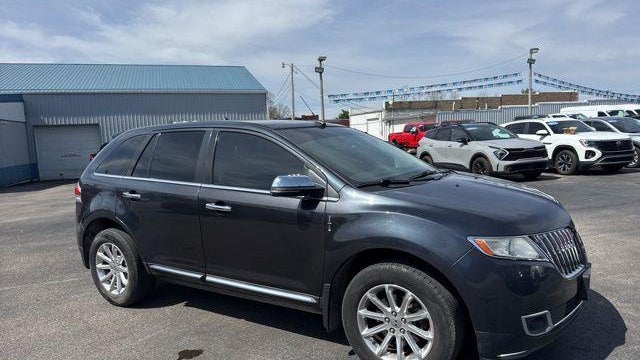 2013 Lincoln MKX Base