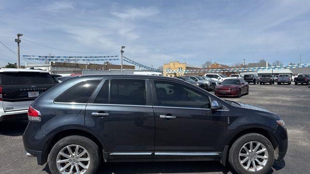 2013 Lincoln MKX Base