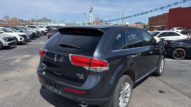 2013 Lincoln MKX Base