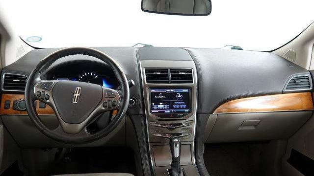 2013 Lincoln MKX Base