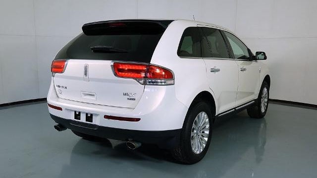 2013 Lincoln MKX Base