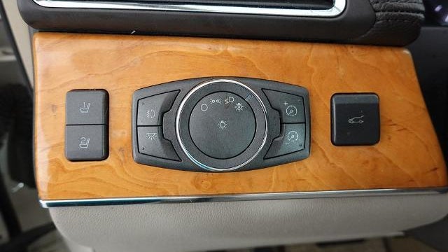 2013 Lincoln MKX Base
