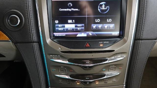 2013 Lincoln MKX Base