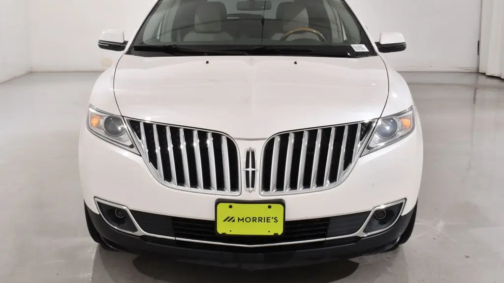 2015 Lincoln MKX Base