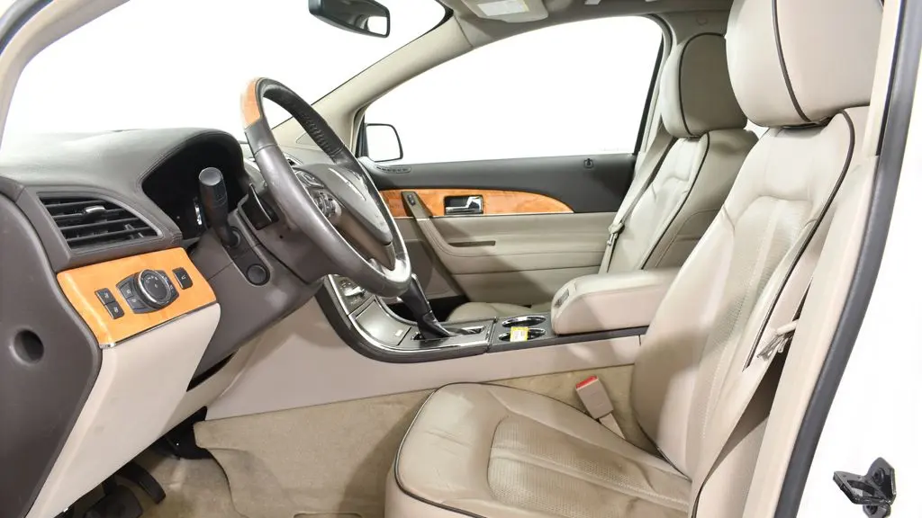 2015 Lincoln MKX Base
