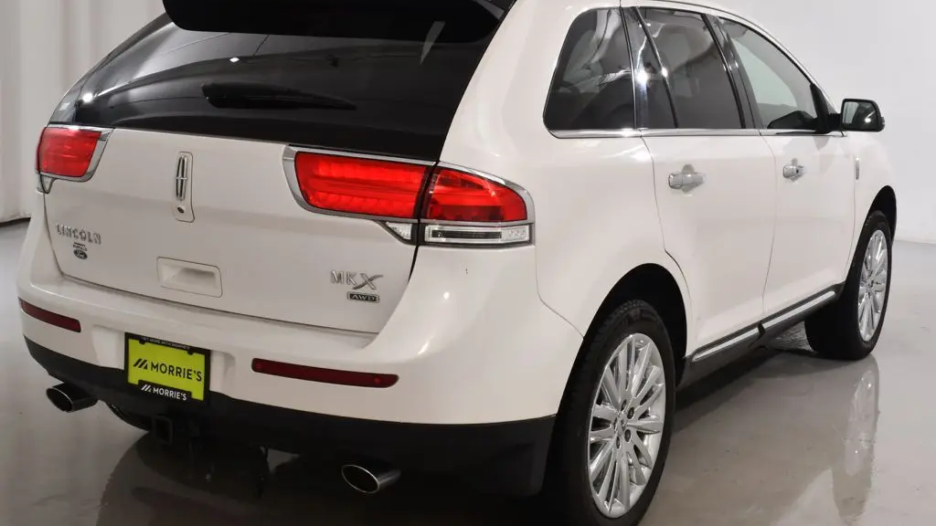 2015 Lincoln MKX Base