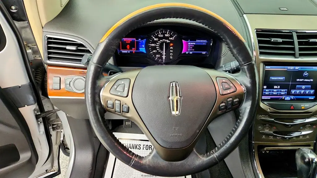 2013 Lincoln MKX - $7,995