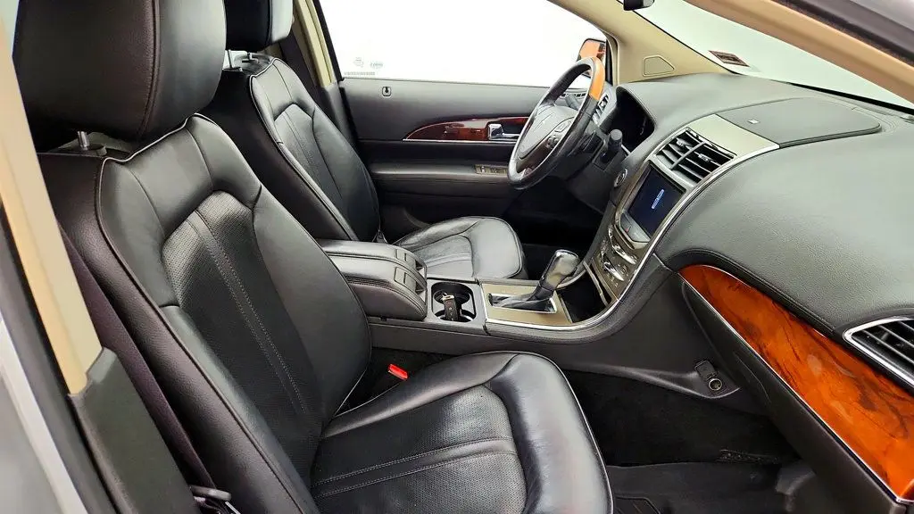 2013 Lincoln MKX - $7,995