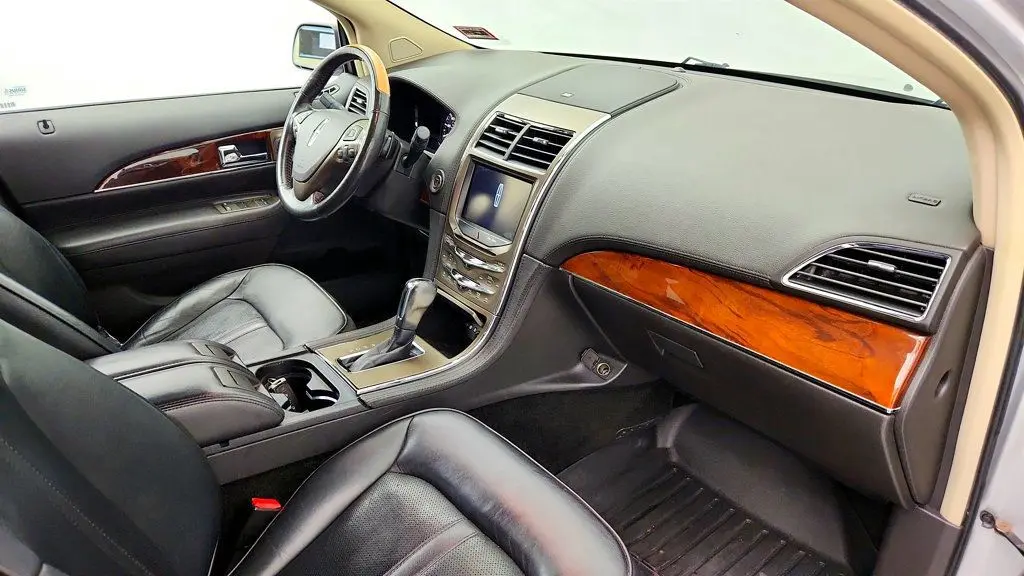 2013 Lincoln MKX - $7,995