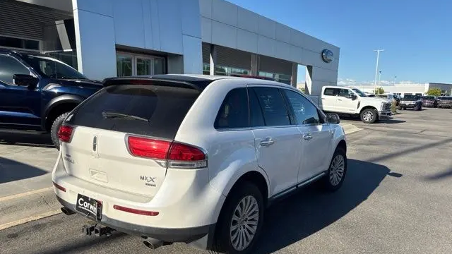 2013 Lincoln MKX Base